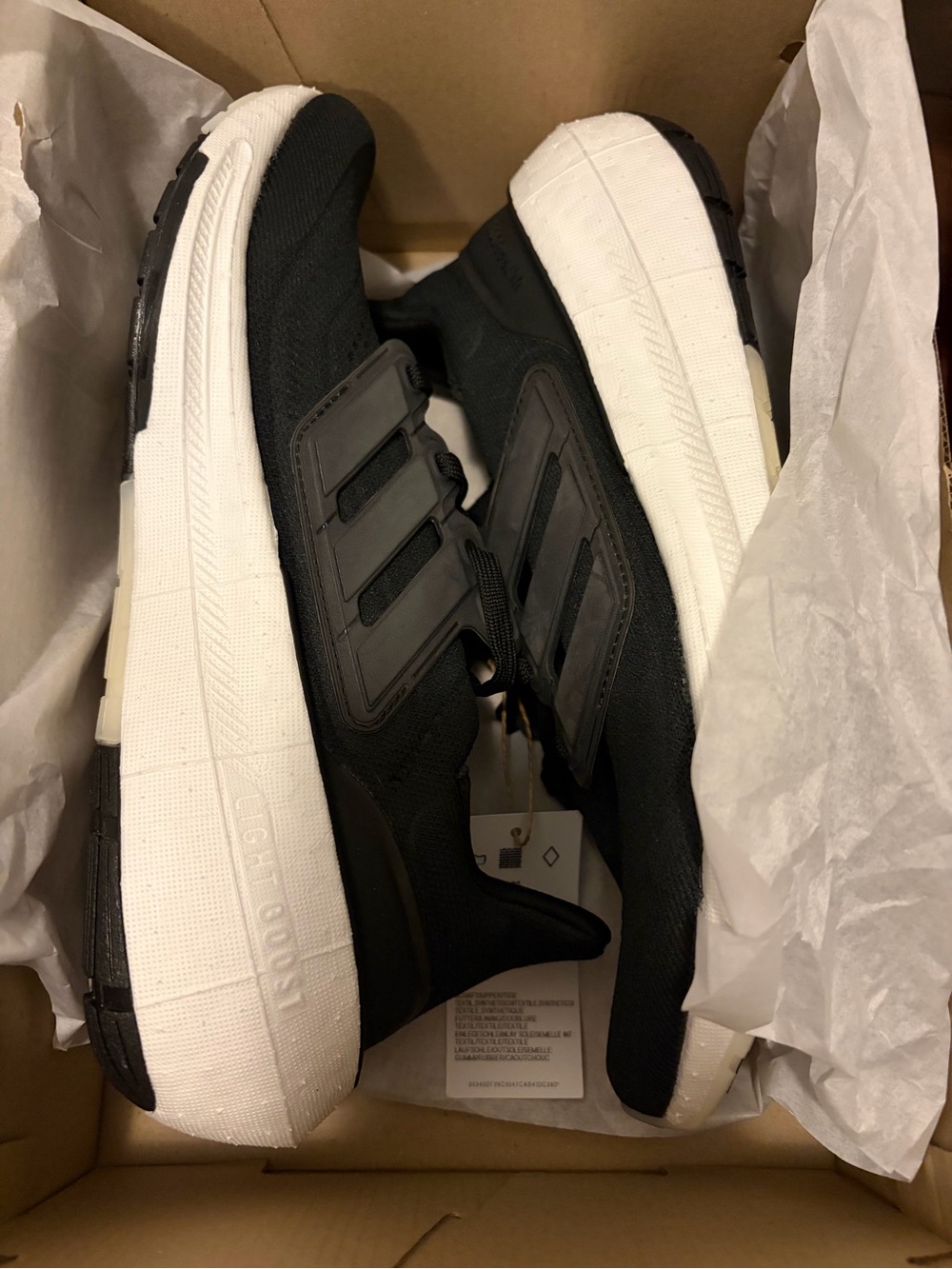 ADIDAS Ultraboost Light - Picture 4 of 8
